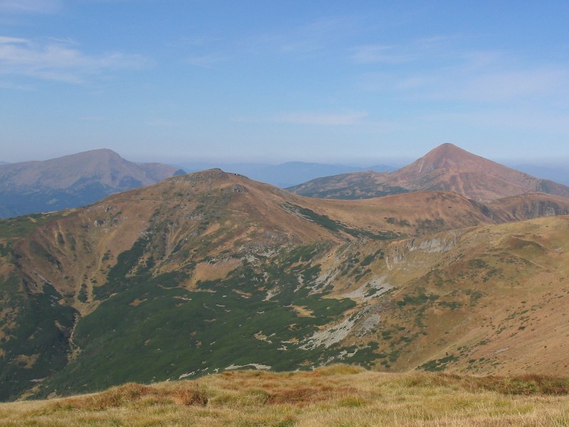 vpravo Hoverla