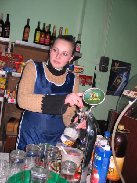v Luzích, slečna co nám nedala vodu